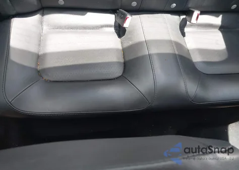 2009 Volkswagen New Beetle 2.5L из США, поврежденный, VIN 3VWRW31C89M511771